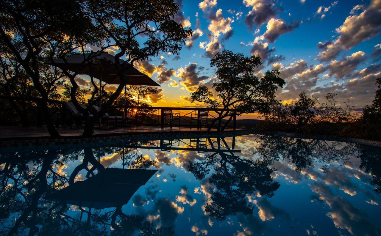 שמורת הצייד ולחפונדן Nungubane Game Lodge מראה חיצוני תמונה